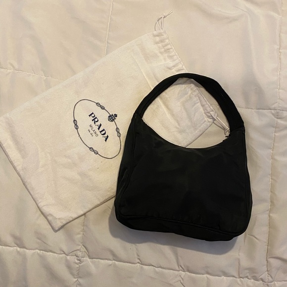 🛍SOLD🛍 PRADA Nylon Bag - Picture 7 of 8